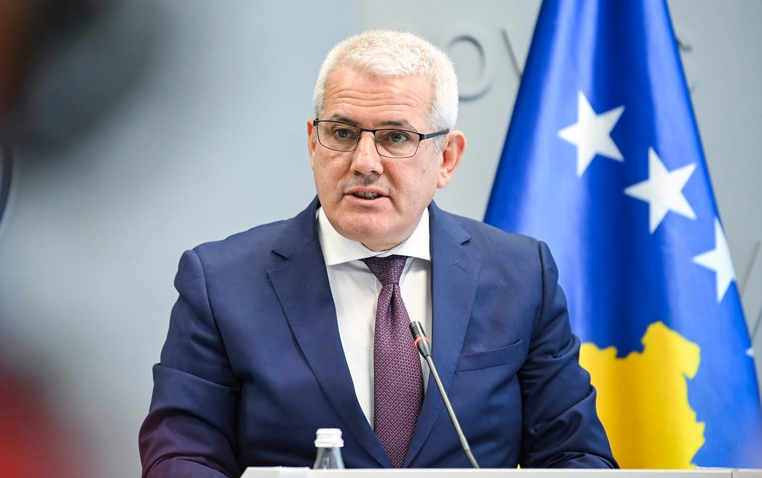 Министърът на вътрешните работи на Косово Джелял Свечля предупреди че