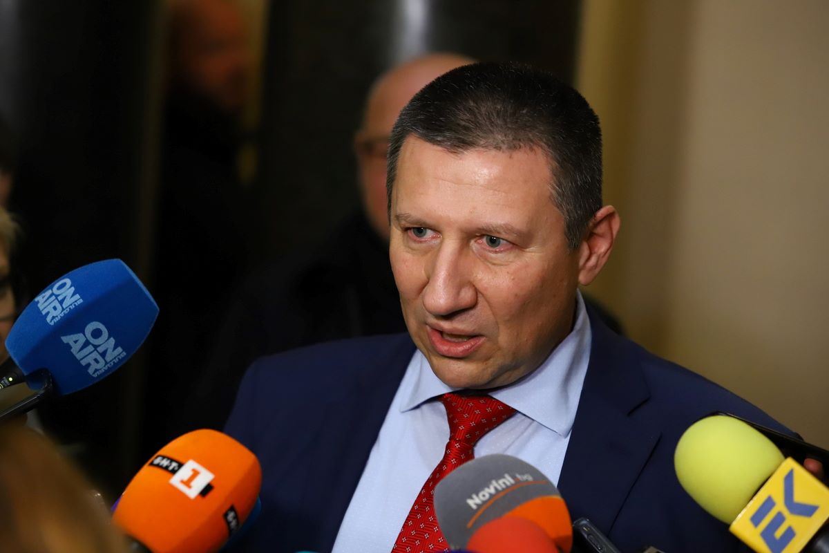 Изпълняващият длъжността главен прокурор Борислав Сарафов поиска и получи оставката