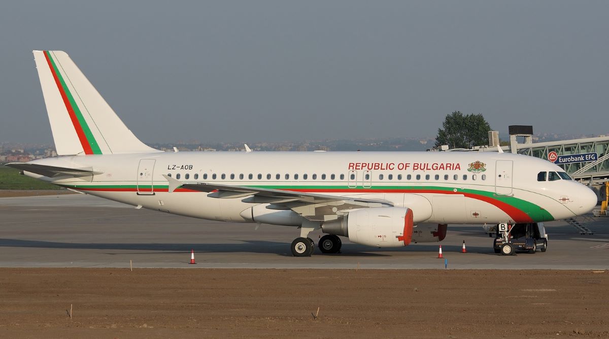 Правителственият самолет Еърбъс е заминал за Израел, откъдето ще бъдат
