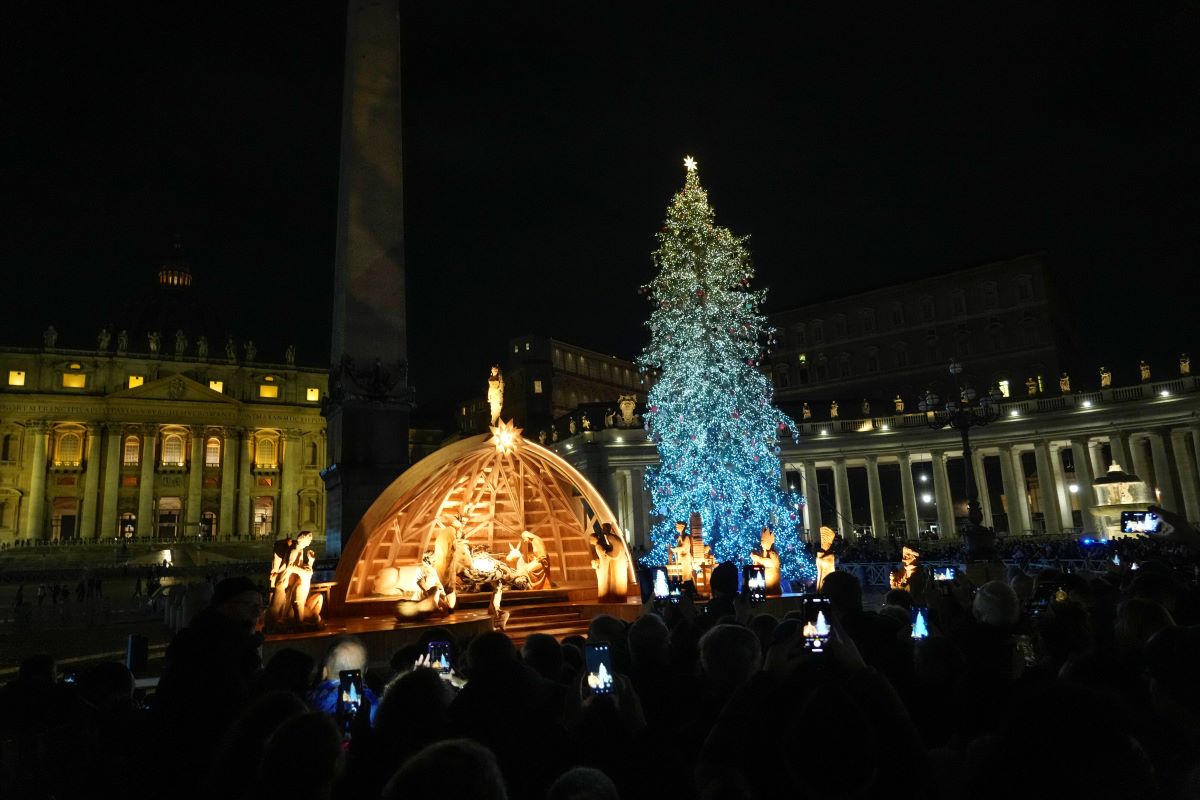 Vatican Christmas AP
