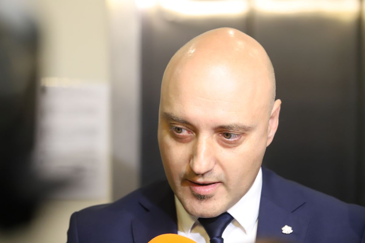 Правосъдният министър Атанас Славов призова още следващите седмици да започнат
