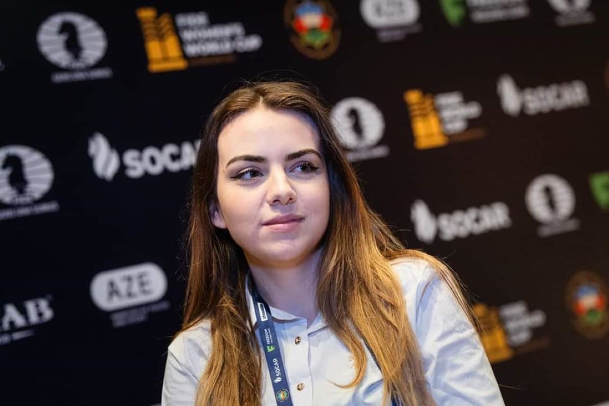 Финалистката на Световната купа по шахмат в Баку Нургюл Салимова