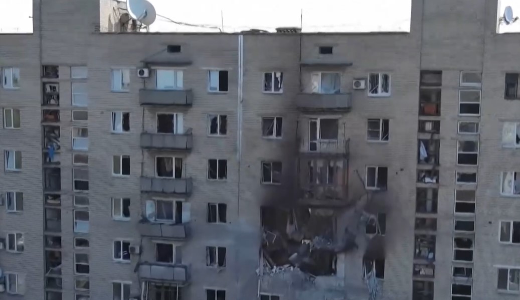 Най малко двама души са били ранени при руски въздушни атаки