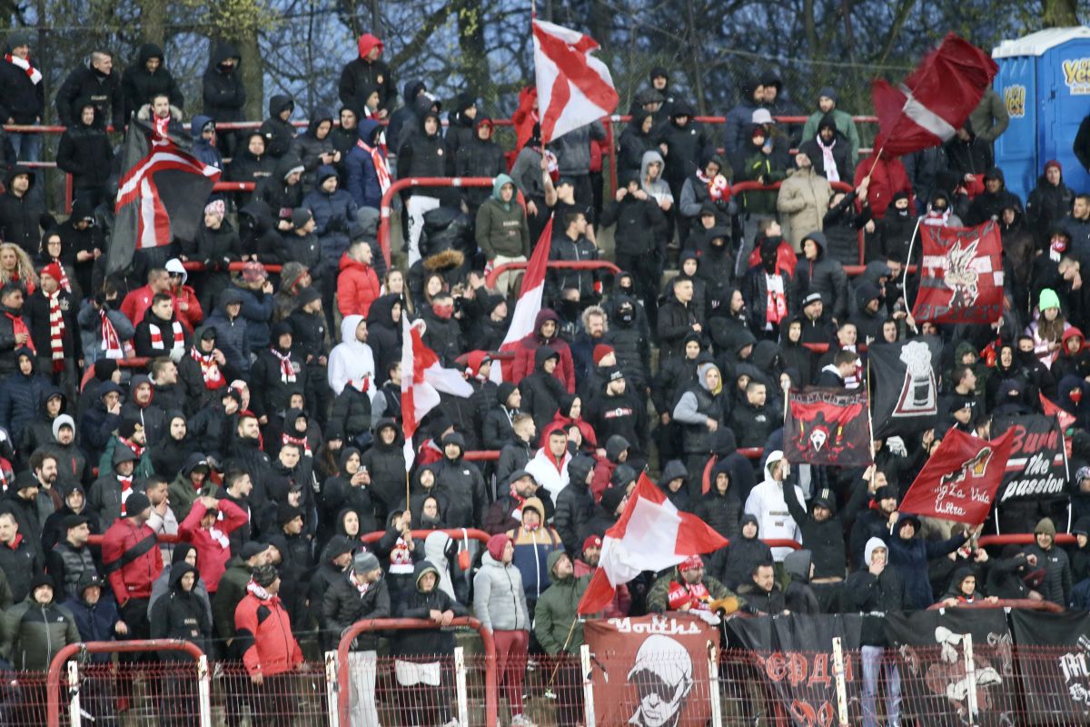 Феновете на ЦСКА-София изкупиха почти всички билети за предстоящото дерби