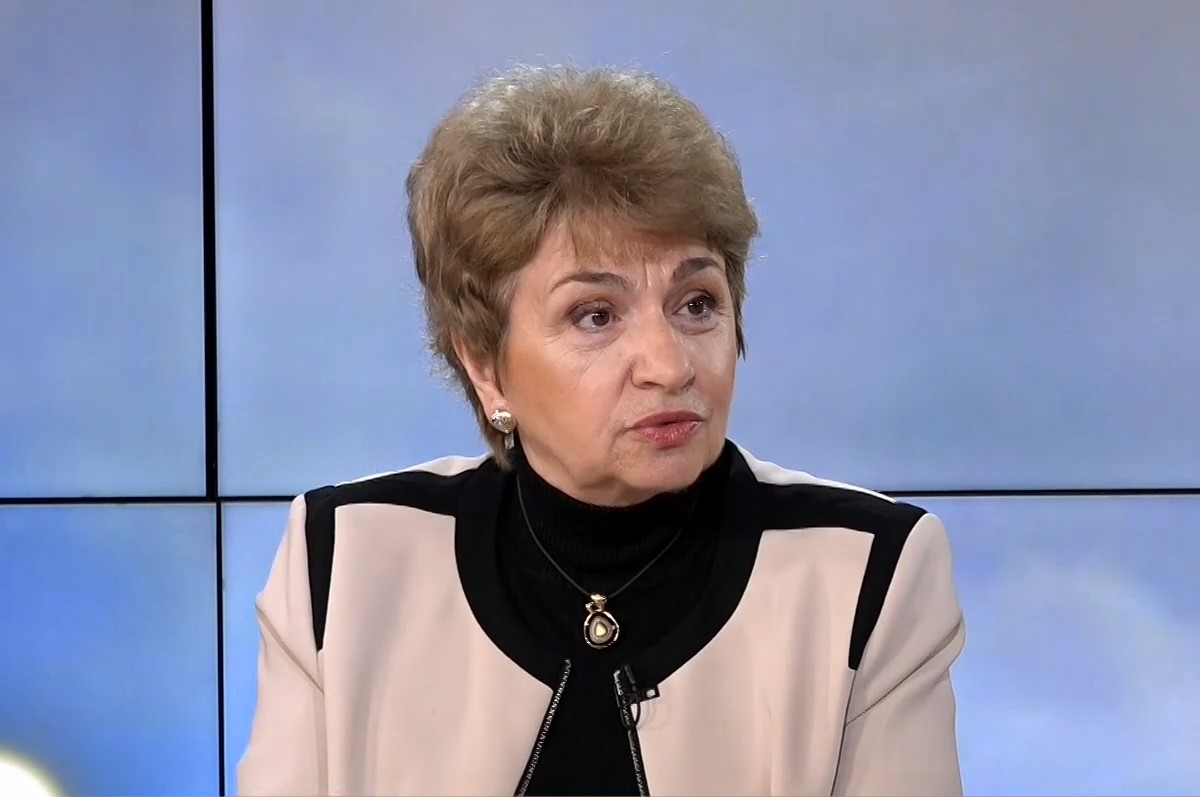 Меглена Плугчиева подаде оставка като съветник на служебния премиер Димитър