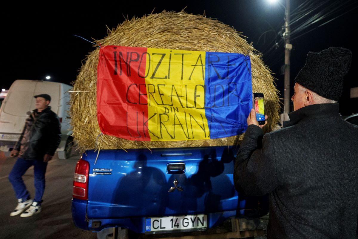 Romania Protesti Zemedelci Farmeri AP
