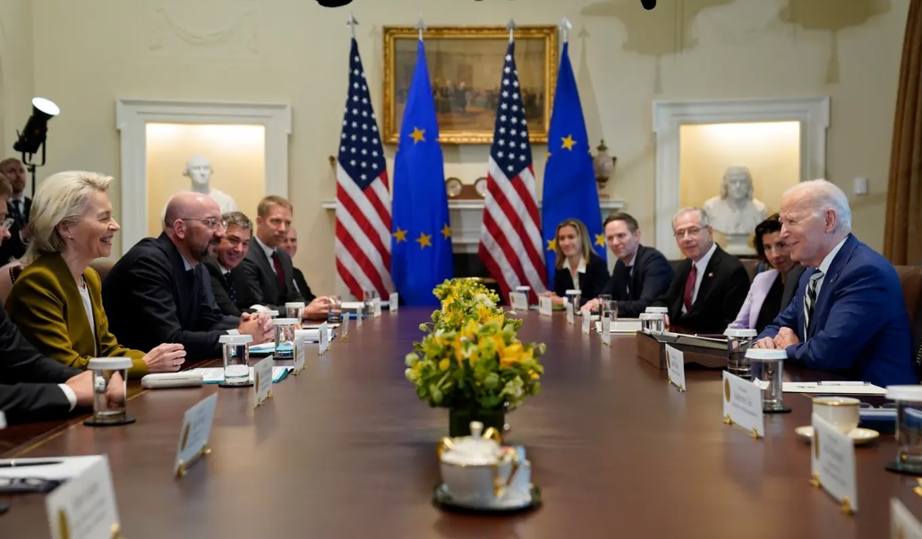 Президентът на САЩ прие лидерите на ЕС в Белия дом