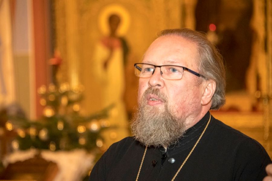 Очаква се руската църква да отвори врати днес.
Новият предстоятел, назначен