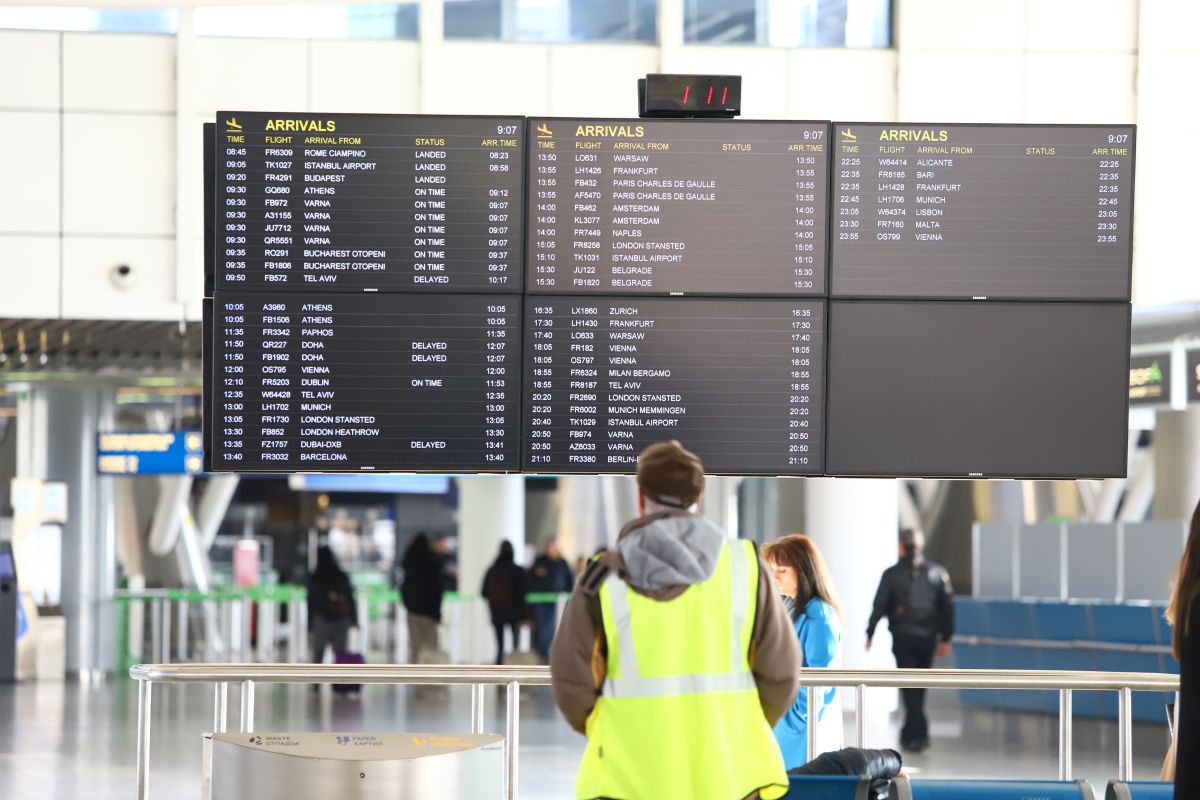 Летище София съобщава за отменени полети от и до Виена Днес