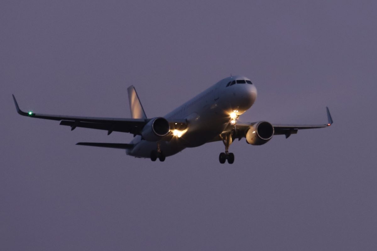 Наземният персонал на самолетната компания Луфтханза прекрати работа на пет