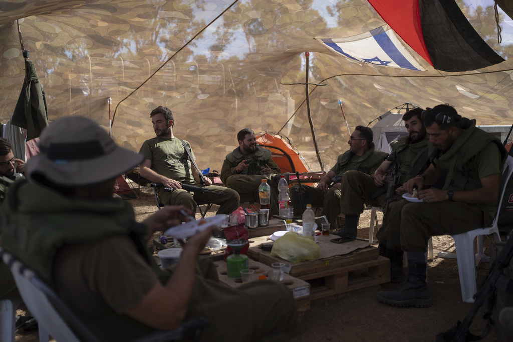 Israel Soldiers AP