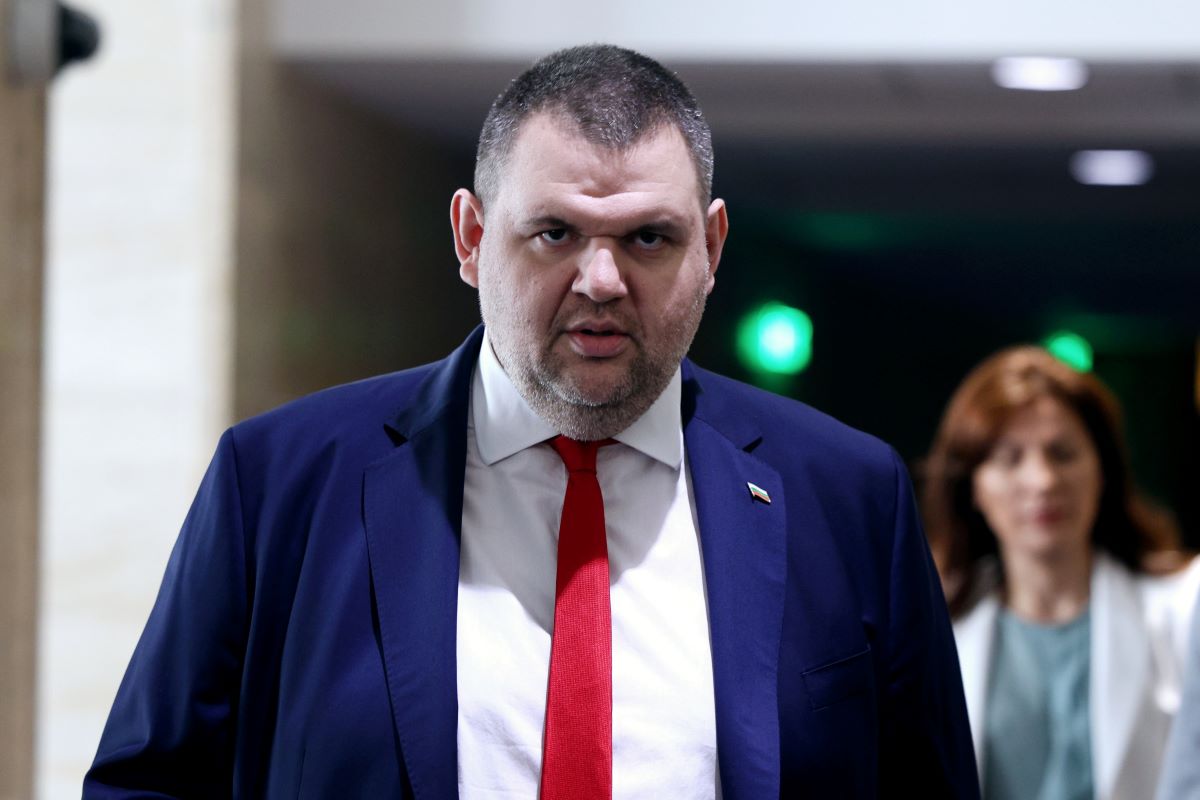  Peevski BGNES (1) 