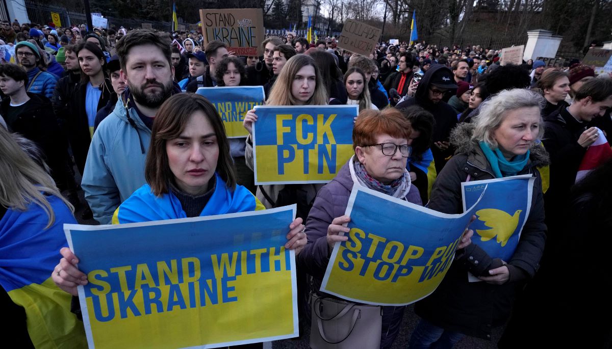 Роднини и приятели на бойците от украинската бригада Азов, държани