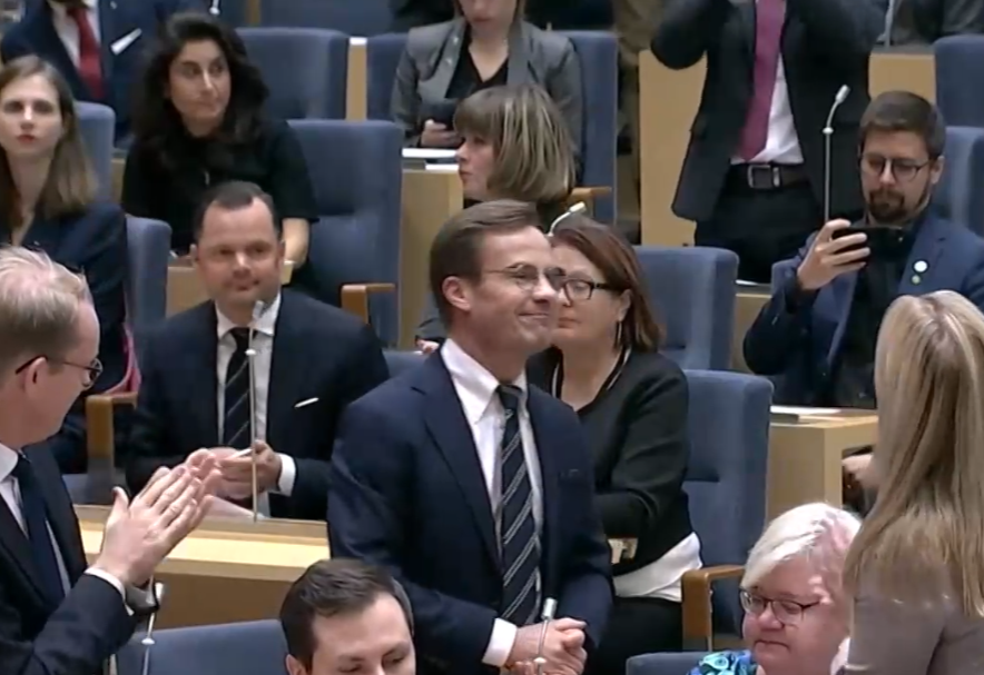 Шведският парламент утвърди днес консерватора Улф Кристершон за нов премиер на