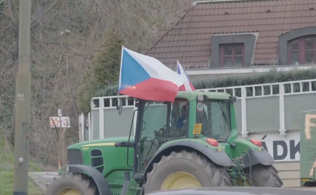 Стотици фермери в Чехия се събраха на втори масов протест