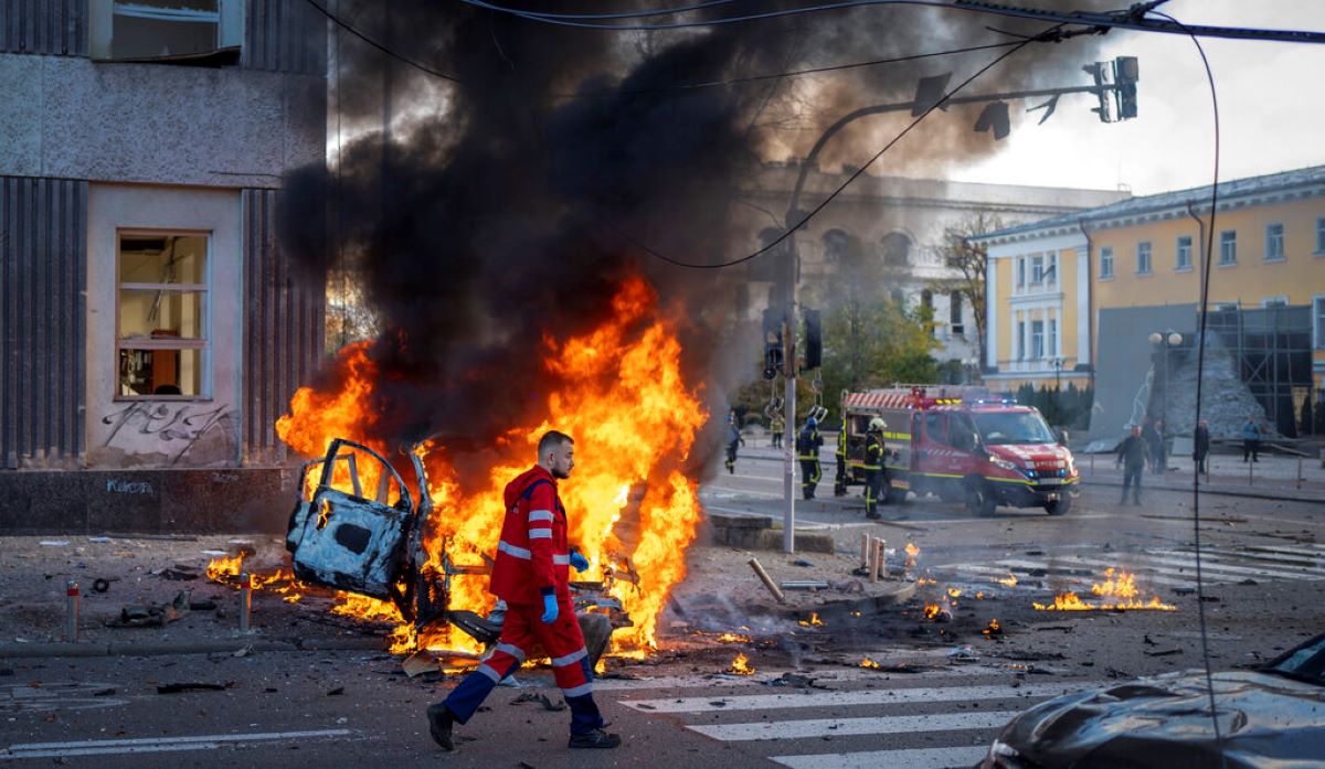 Най-малко 25 станаха жертвите след масирания руски обстрел срещу Украйна,
