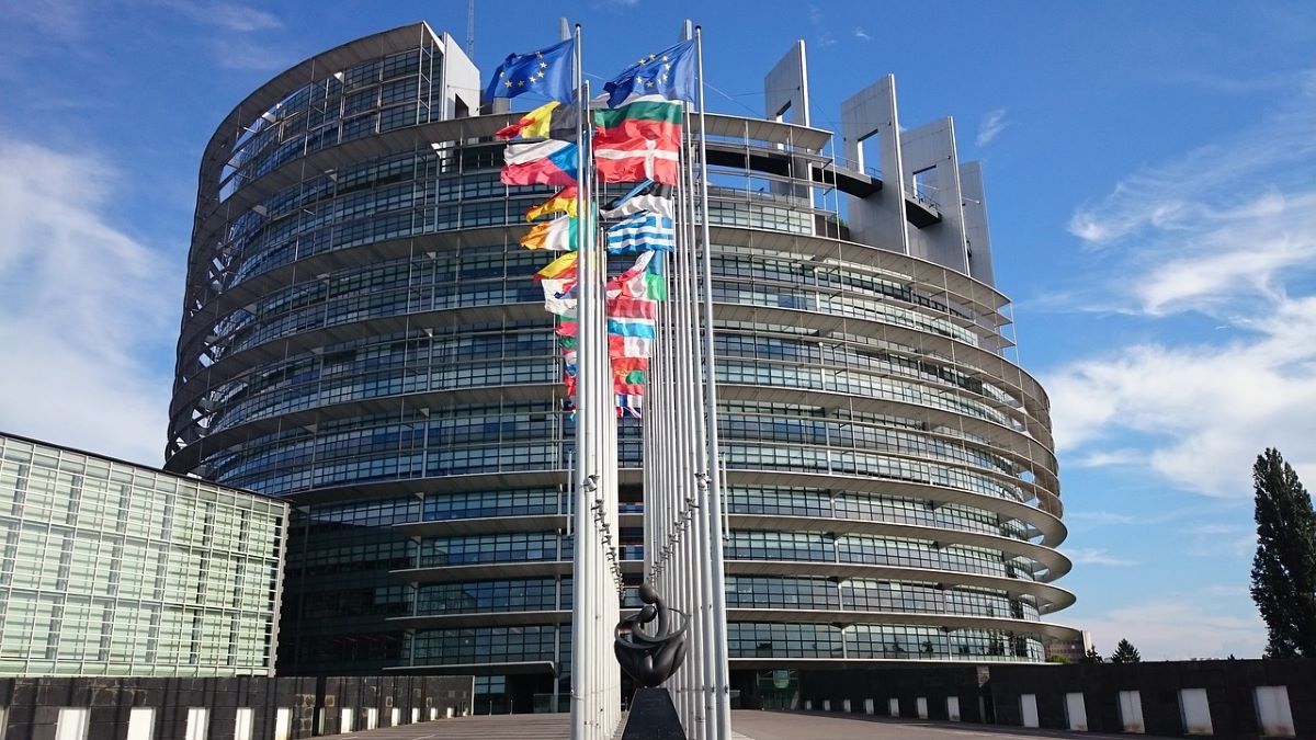 Evropeyskiyat Parlament European Parliament Pixabay