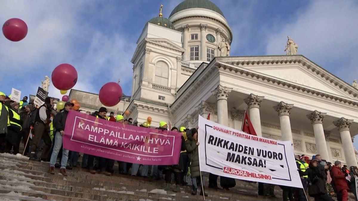 Безпрецедентна 24-часова стачка във Финландия.Около 300 000 работници спряха работа,