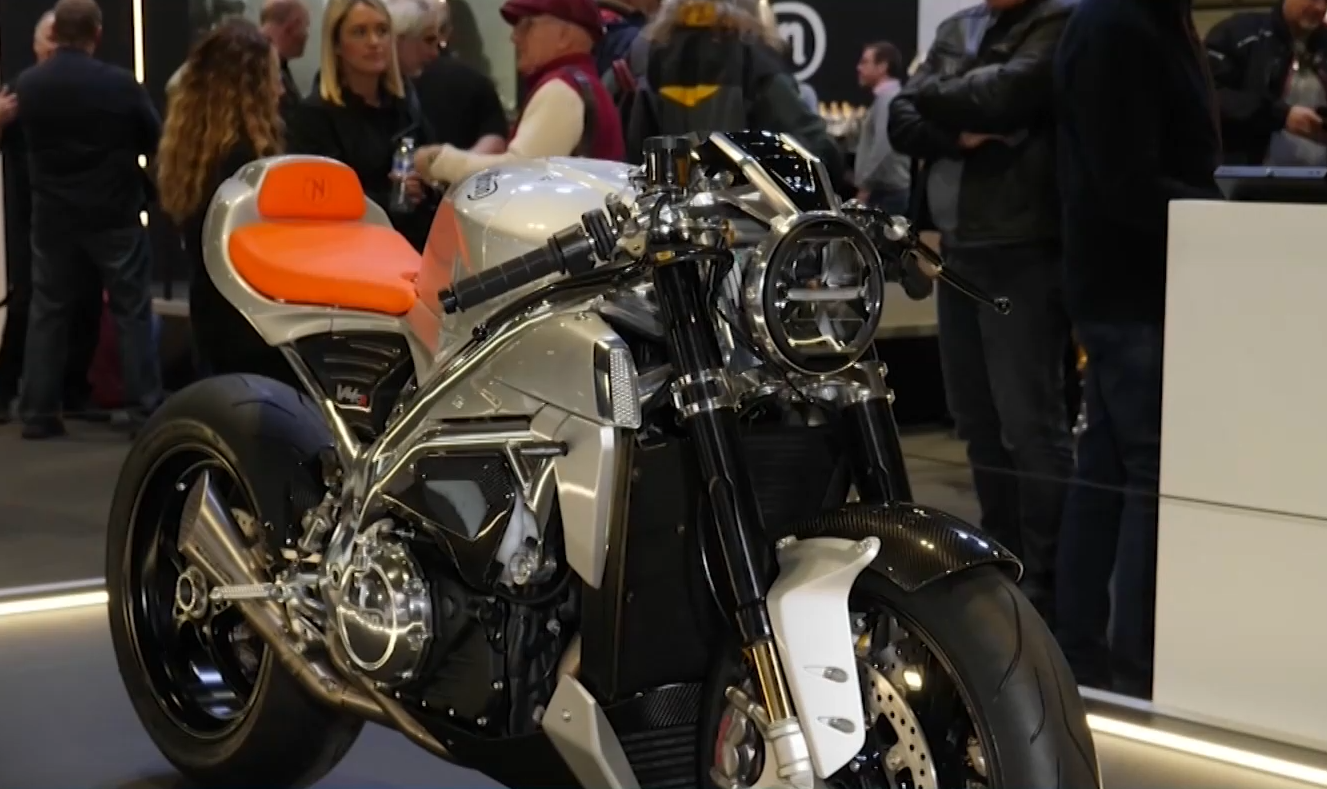 Британските марки мотоциклети се завръщат Моторсайкъл Лайв е най голямото изложение