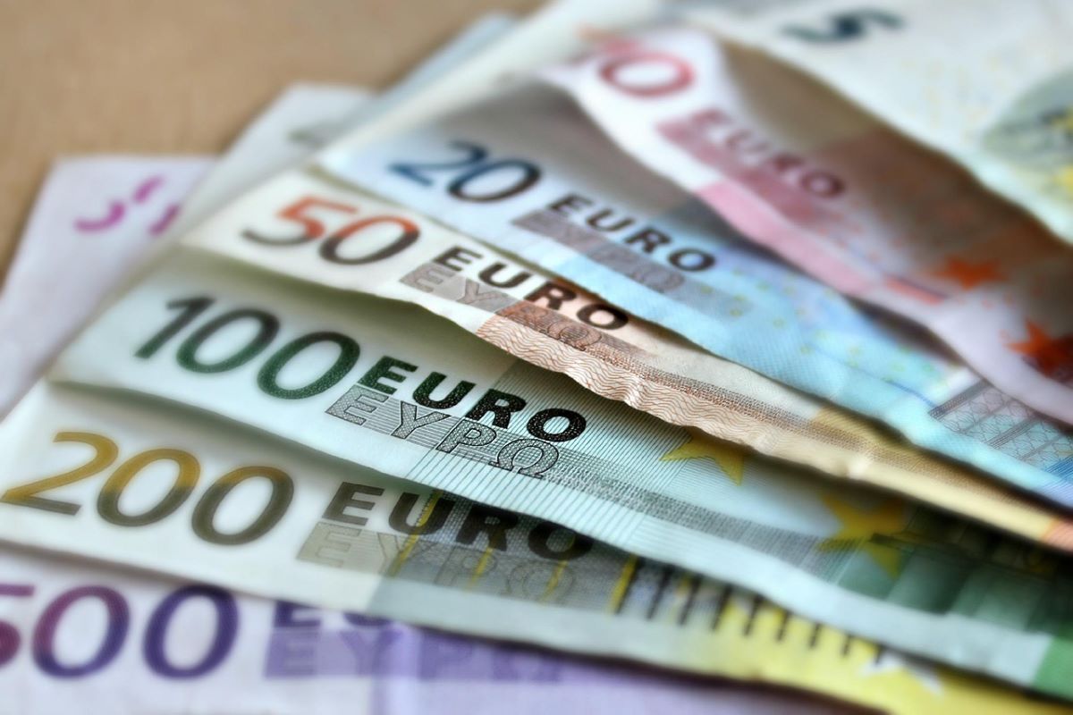 Euro Banknoti Pixabay