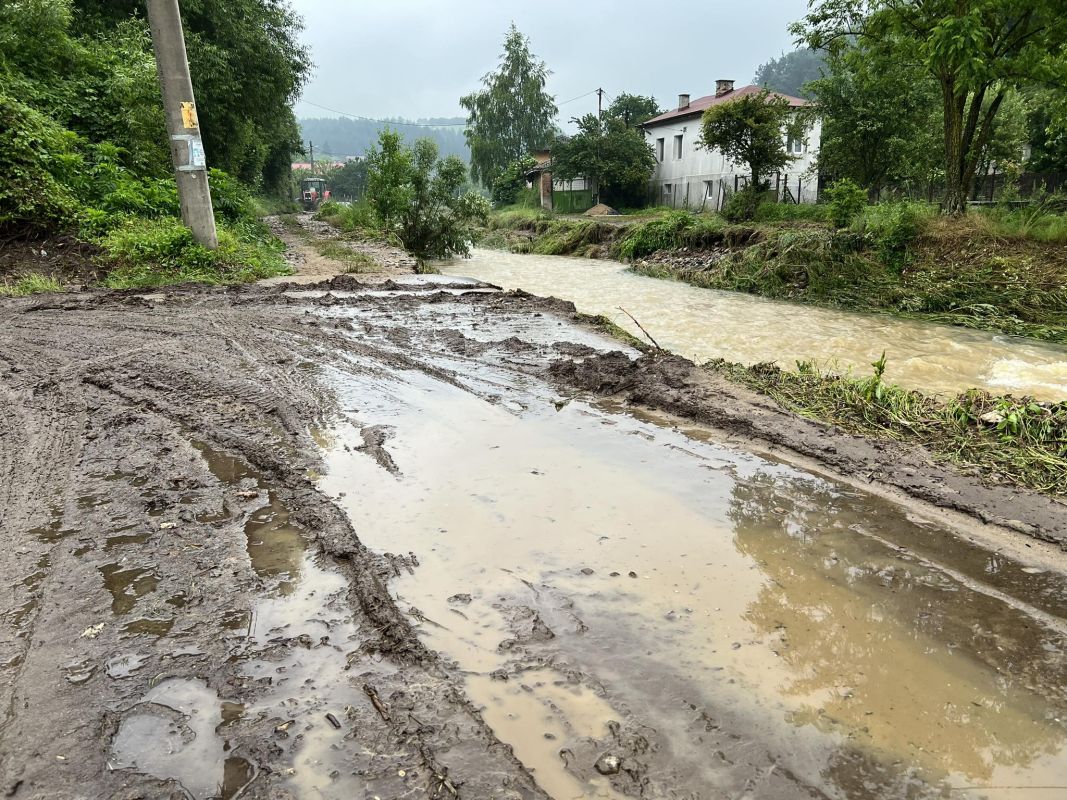 Село Голема Раковица пострада най-тежко при наводнението в община Елин