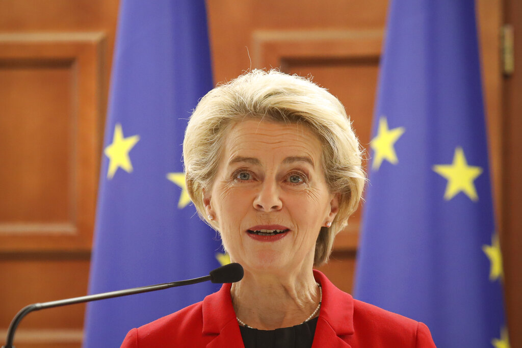 Европейската комисия предложи да бъдат наложени санкции на въоръжените сили