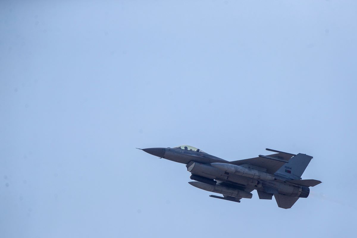 Военновъздушните сили на Полша вдигнаха във въздуха самолети за да