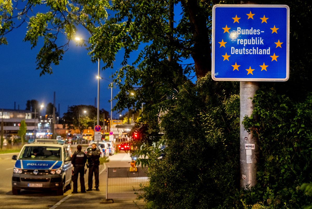 Germania Granitsa Granica Polizei Granichen Kontrol AP