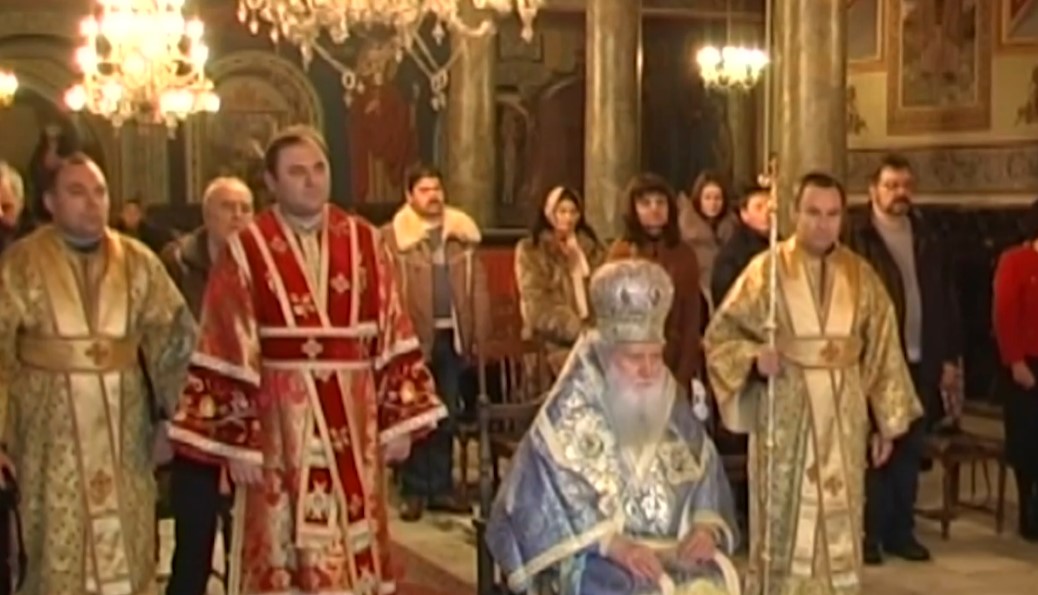 Русе скърби за кончината на патриарх Неофит. Преди да оглави