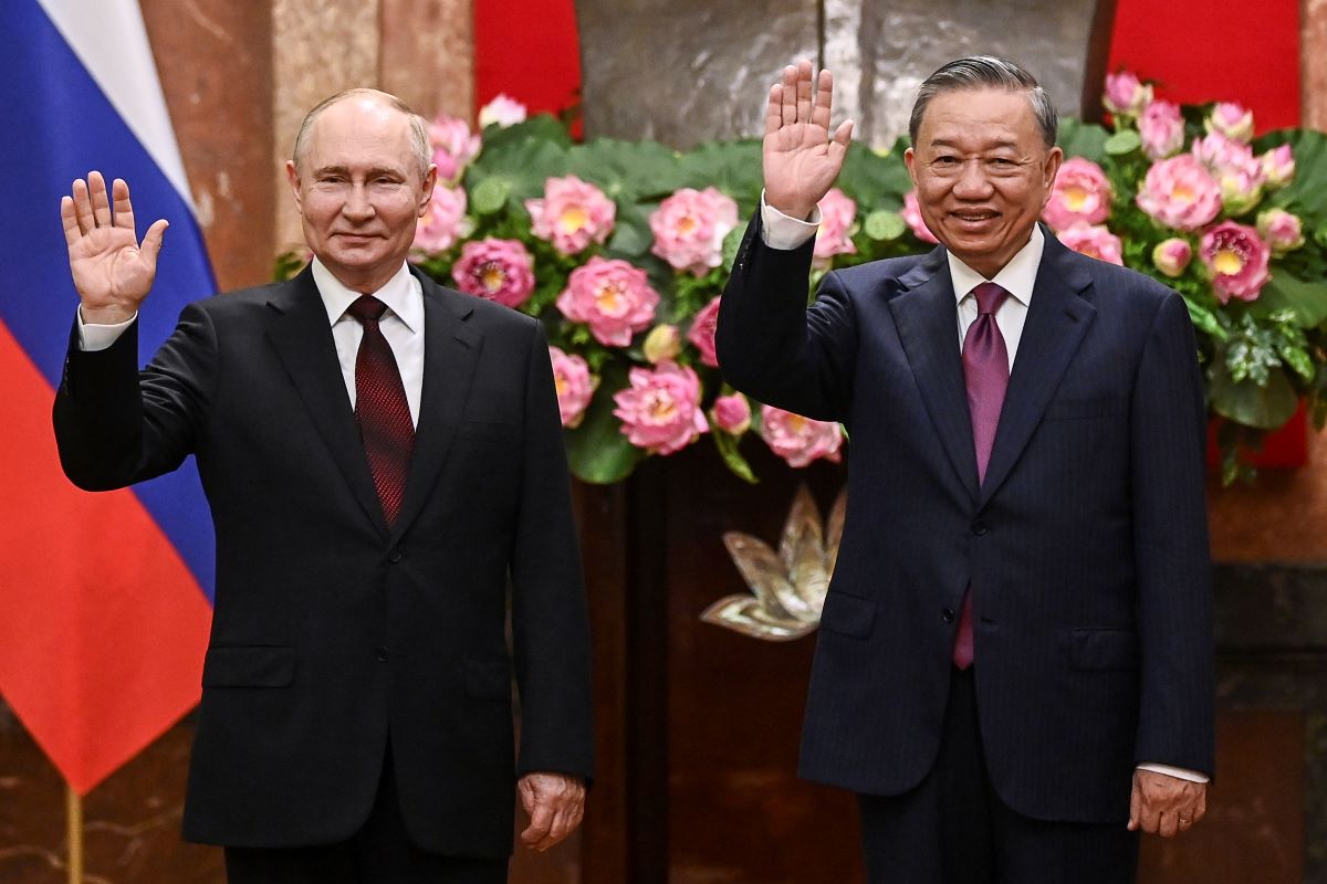 Лидерите на Виетнам и Русия заявиха че искат да засилят