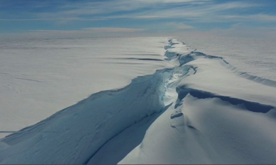 Ice Shelf Iceberg BAS