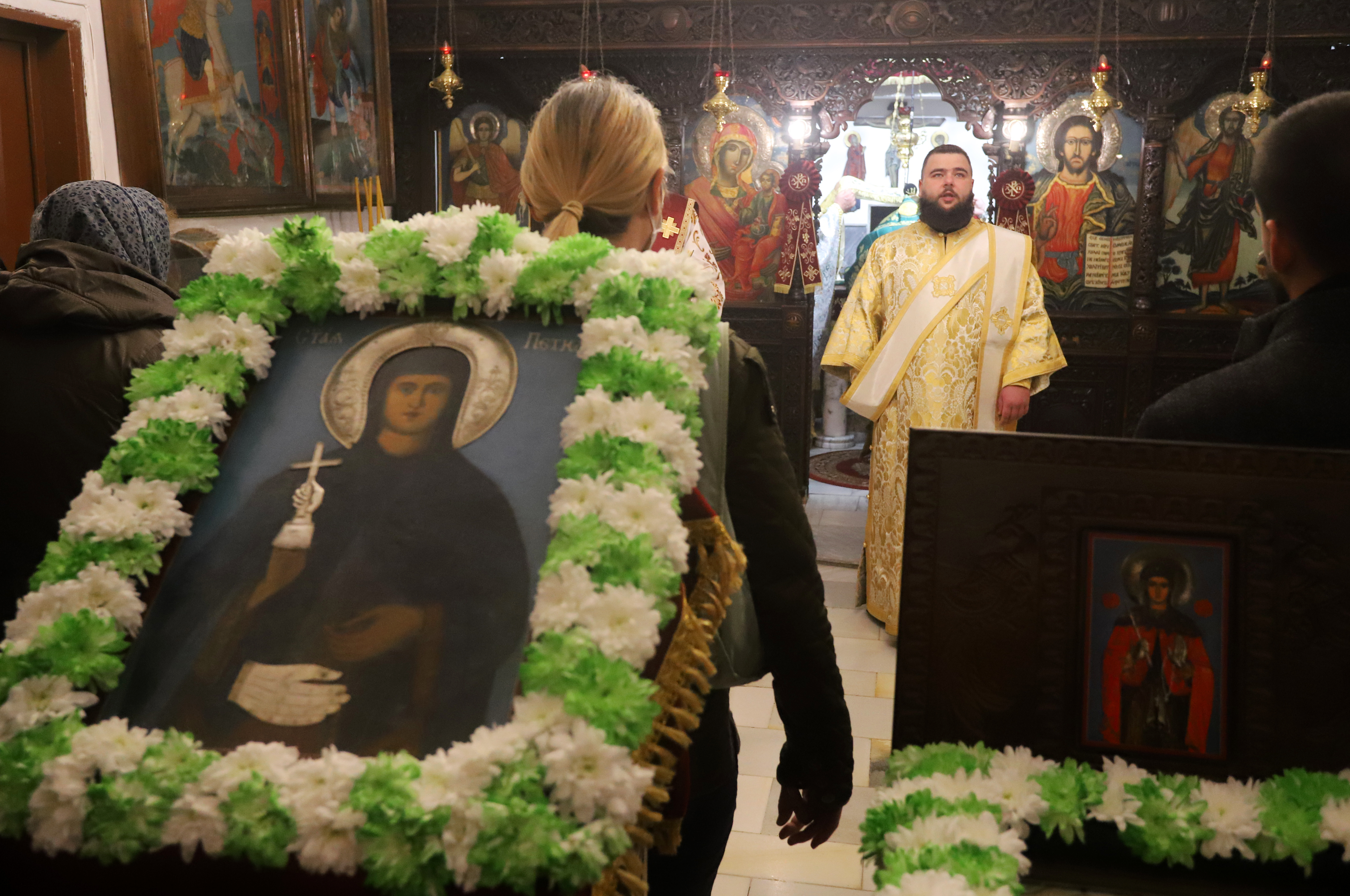 Православната църква почита Света Петка В народните традиции тя се