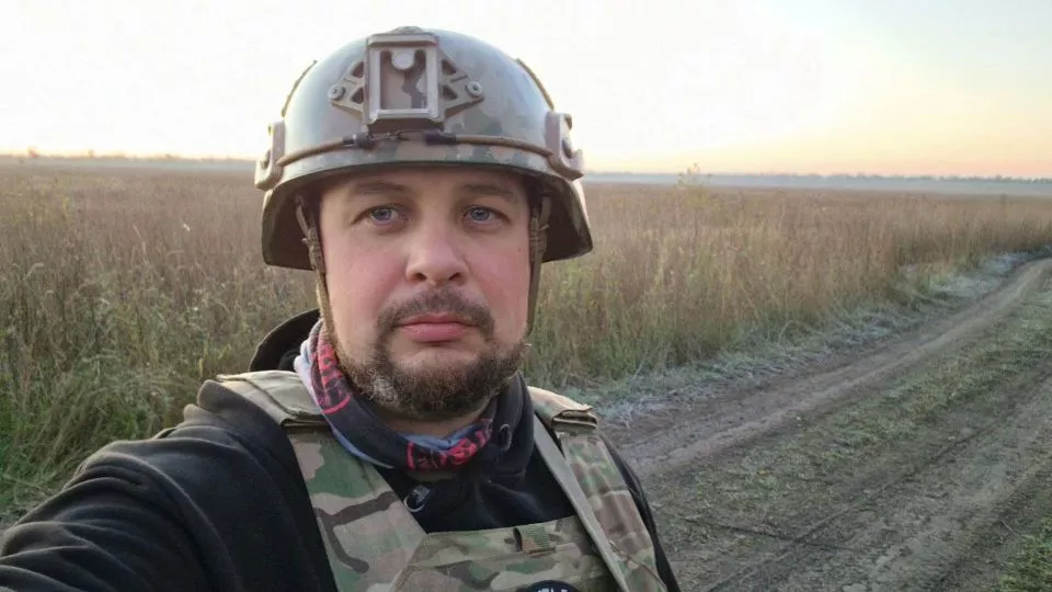Най известният руски военен блогър Владлен Татарски е загинал при експлозия