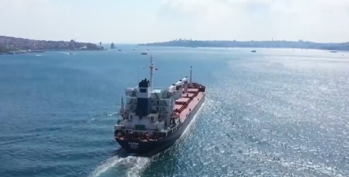 Киев твърди че Москва заплашва граждански кораби в Черно море