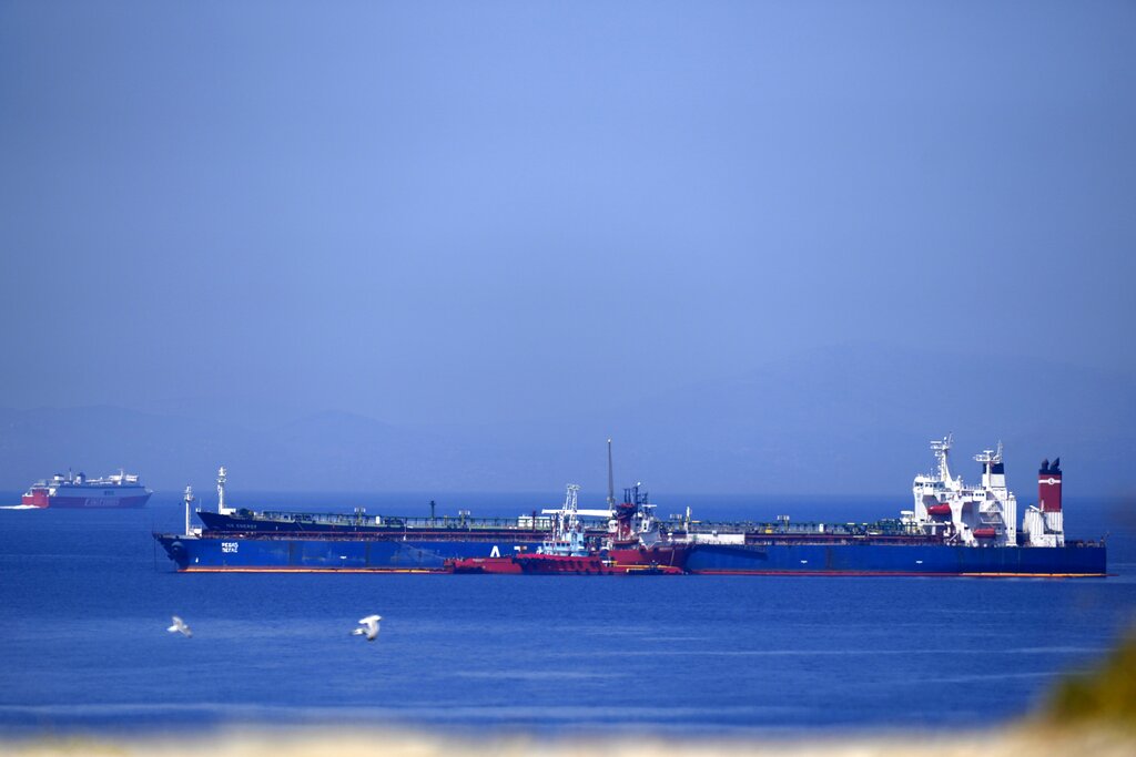 Задръстване от петролни танкери се оформи край бреговете на Турция