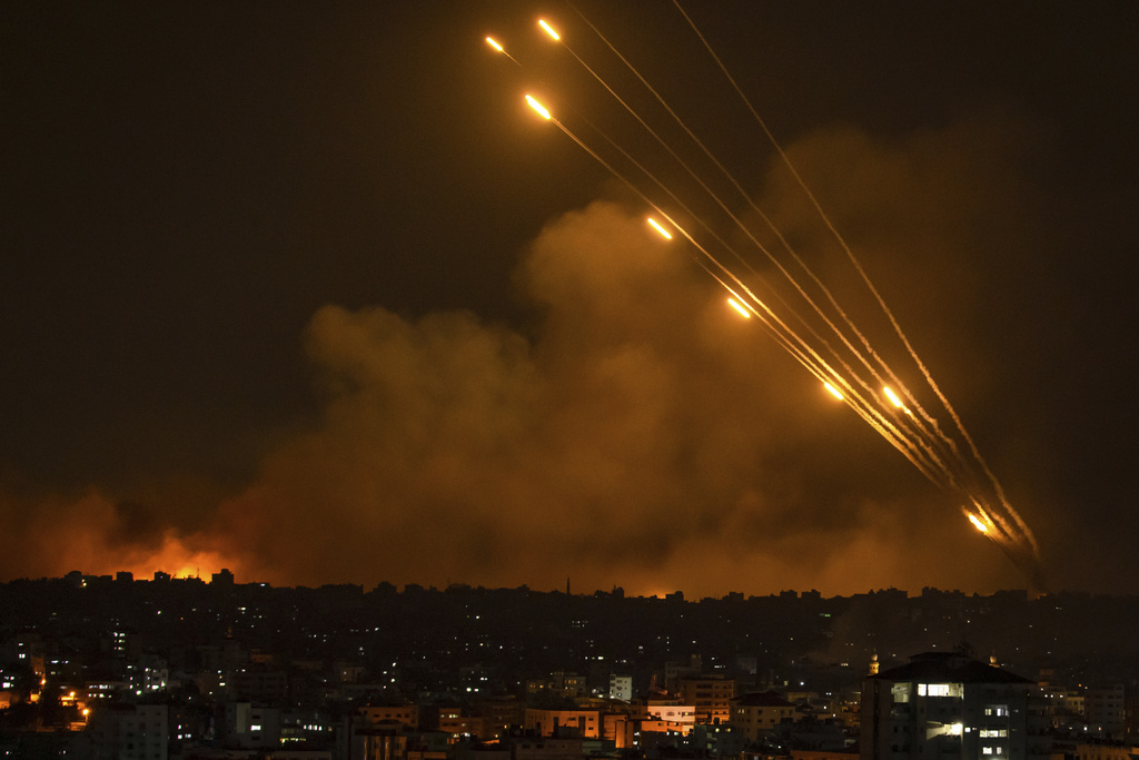 Продължават експлозиите в ивицата Газа. По данни на палестинските власти