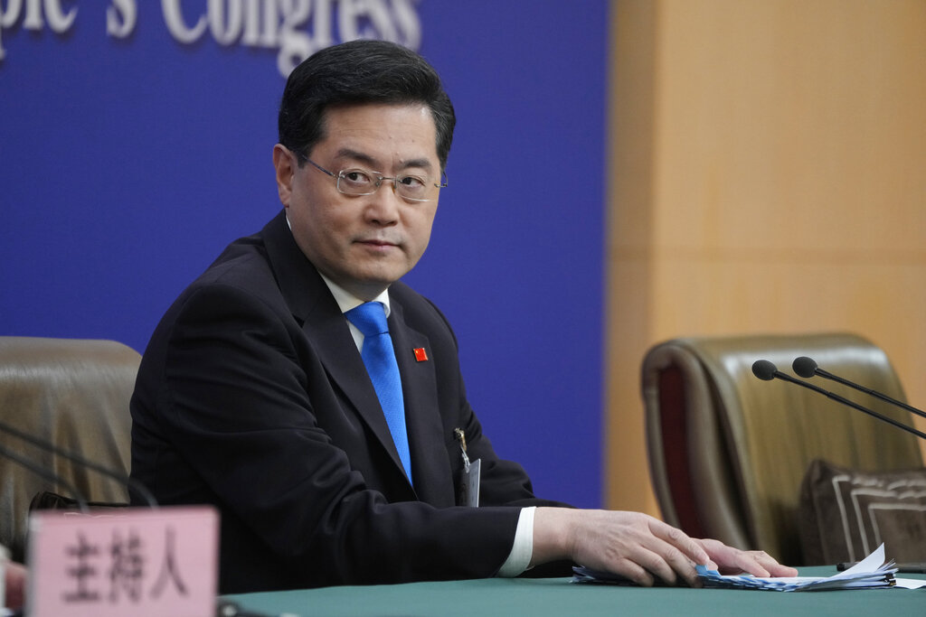 Китайският външен министър Цин Ган предупреди за евентуални конфликти и