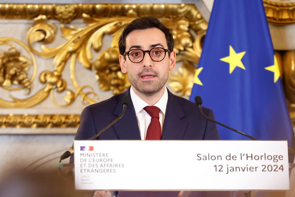 Новото правителство на Франция с премиер Габриел Атал беше обявено