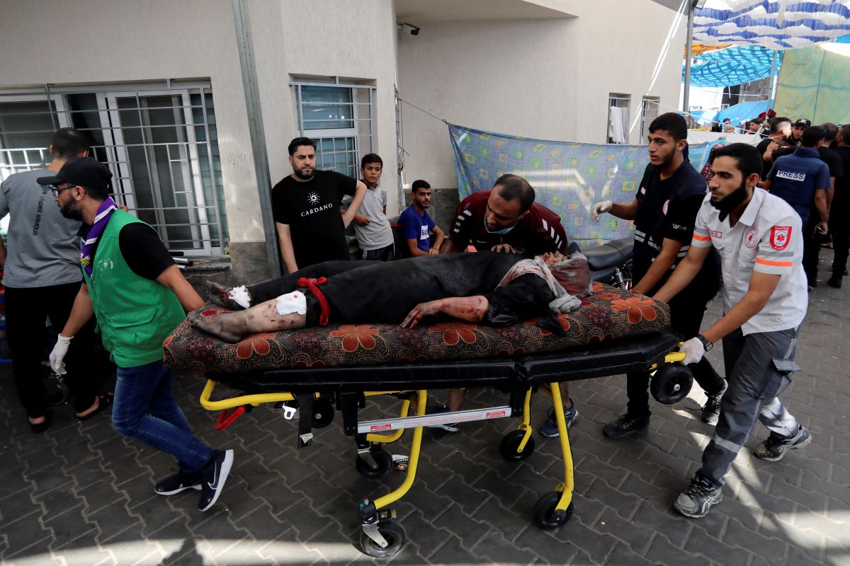 Al Shifa Bolnica Bolnitsa Nosila Palestina Gaza Israel Izrael AP