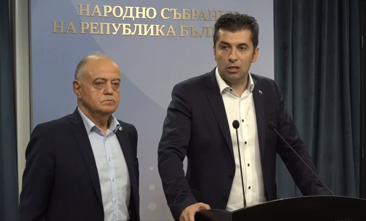 Лидерът на ДСБ Атанас Атанасов ще иска вот на доверие