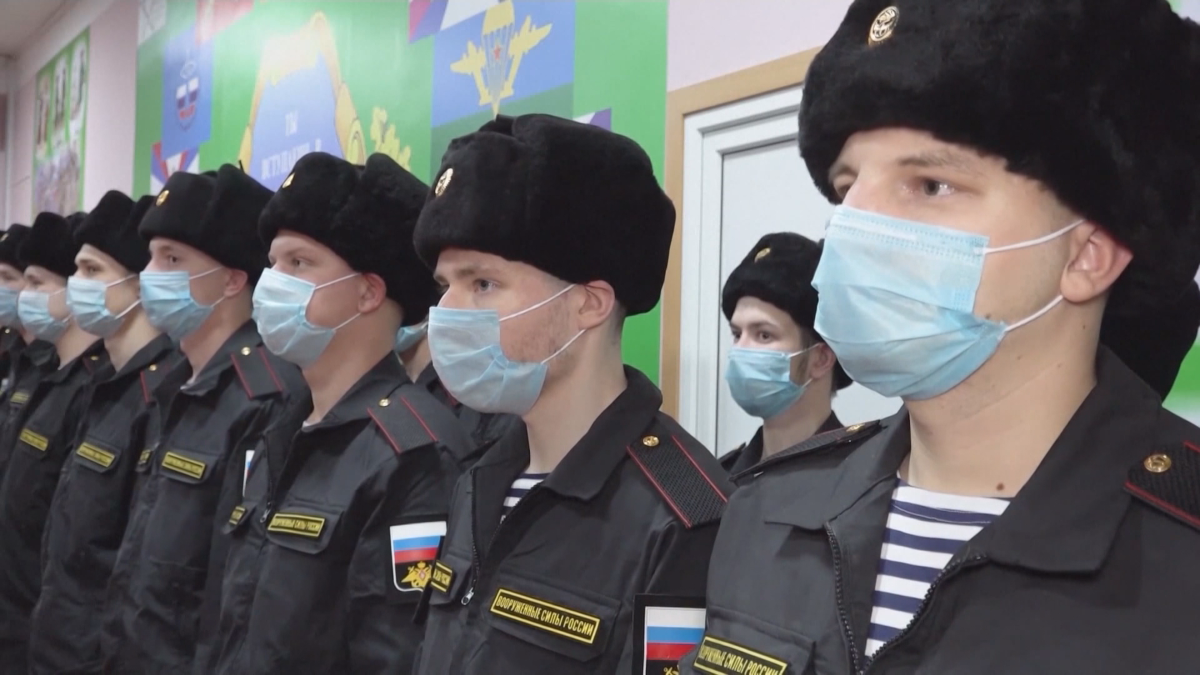 В Русия ежегодната есенна наборна военна служба започна месец