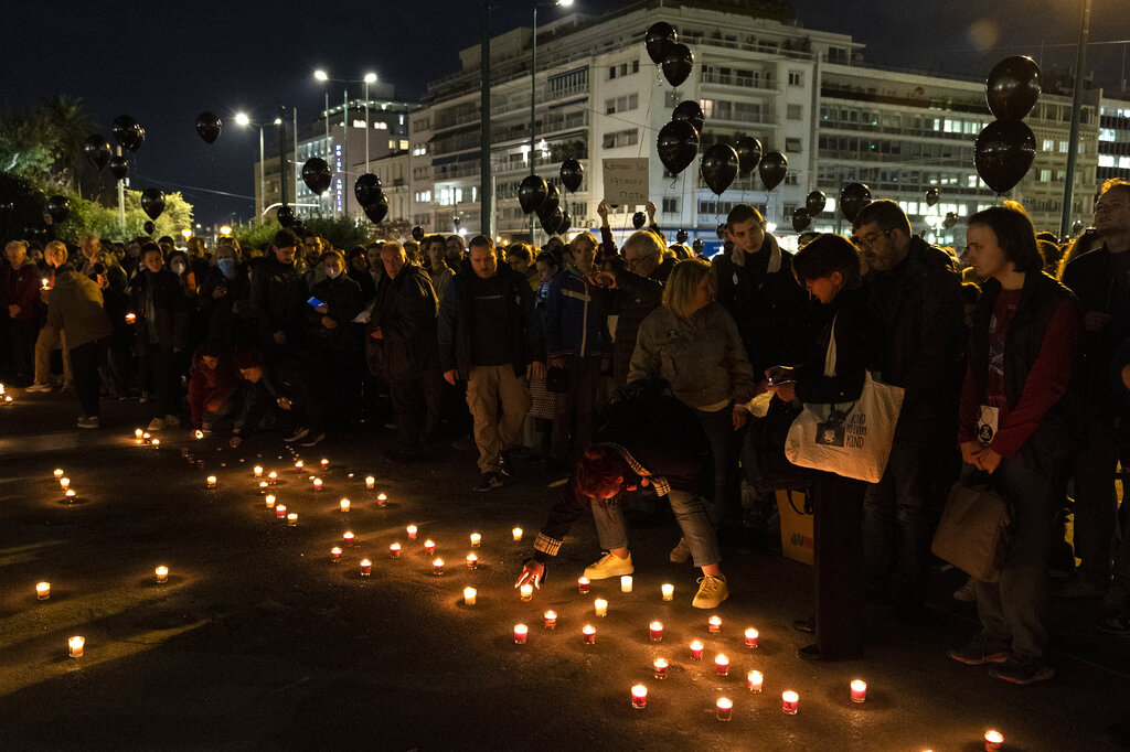 Не стихват демонстрациите в Гърция след тежката влакова катастрофа при
