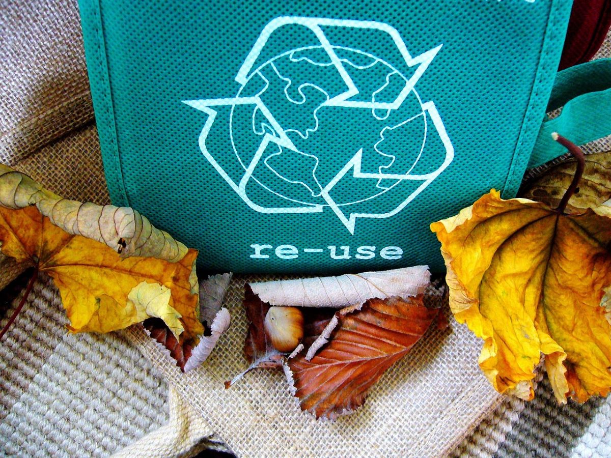 Рециклирайте и използвайте повторно за да намалите консумацията на суровини