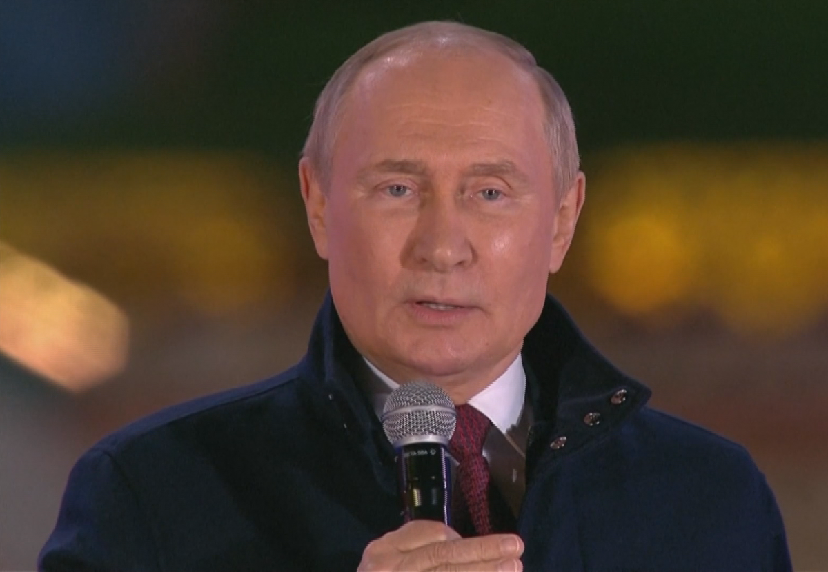 Владимир Путин не е имунизиран от съдебно преследване за военни
