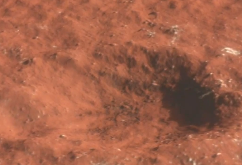 От НАСА са документирали метеоритен удар на Червената планета който