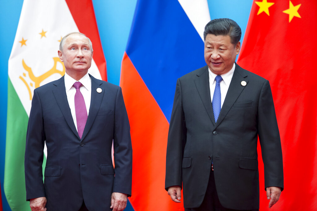 Руският президент Владимир Путин се среща с китайския си колега