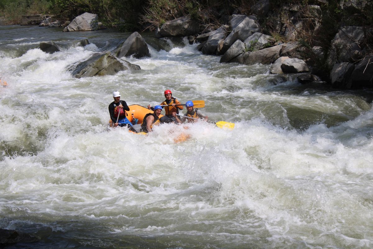 Откриват официално и рафтинг сезона по река Струма на 25