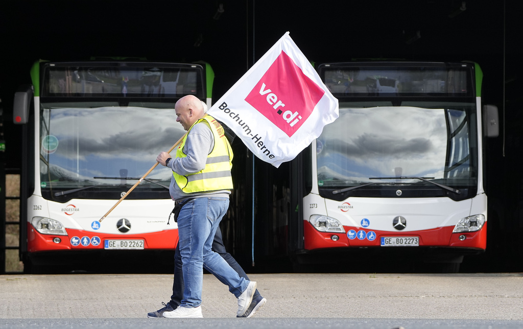 Национална транспортна стачка ще се проведе в Германия в петък.