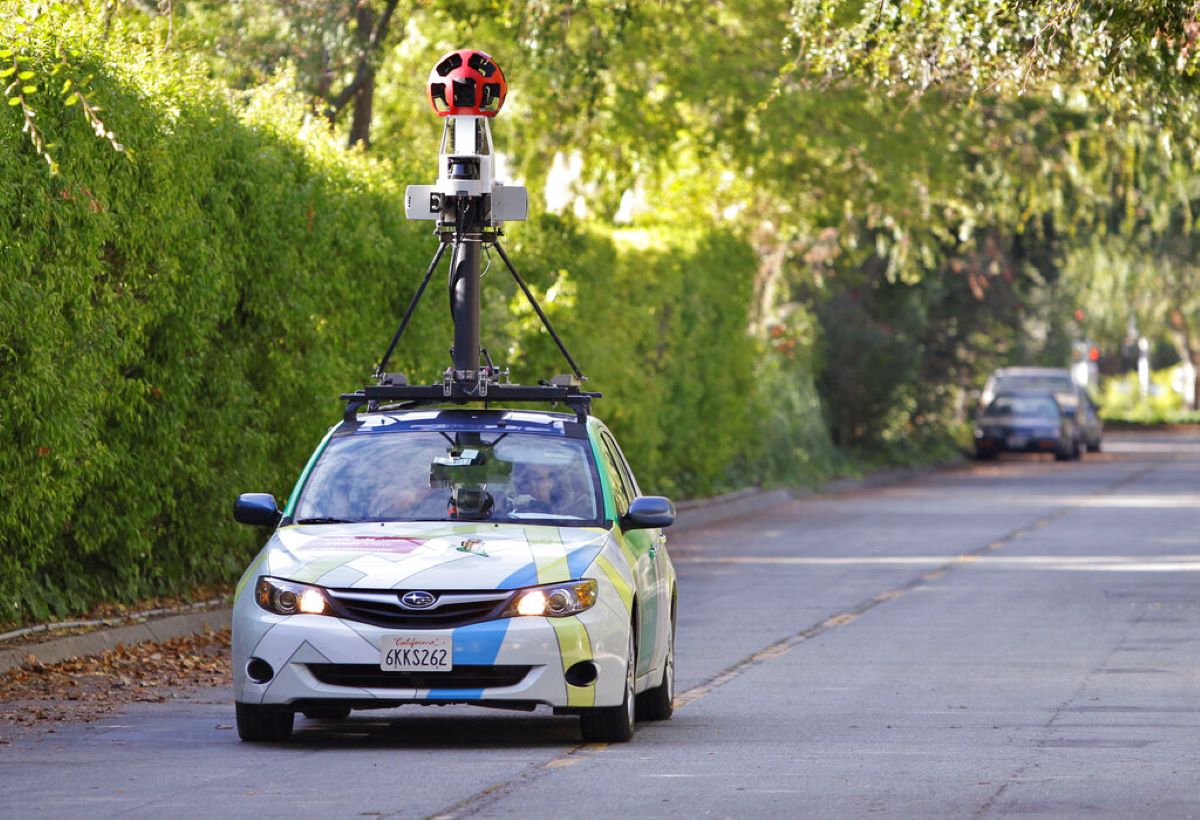 Колите на Google тръгват из България Автомобилите които с 360
