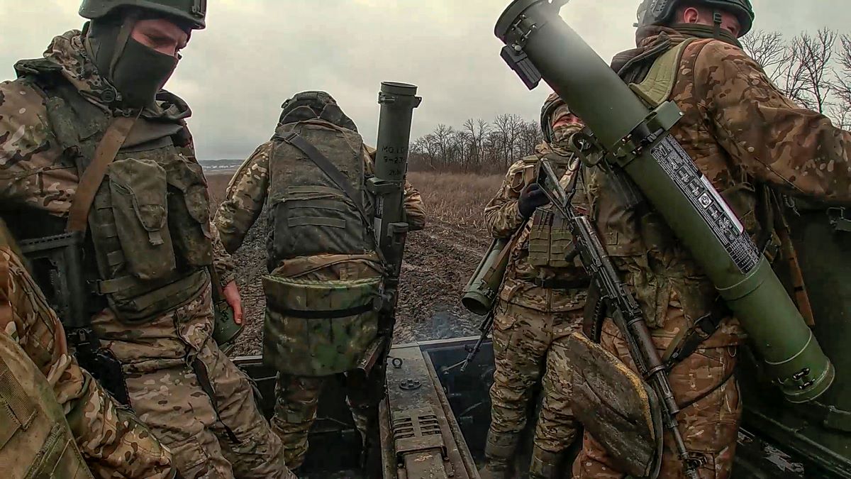 Киев потвърди, че руските сили са поели частичен контрол над